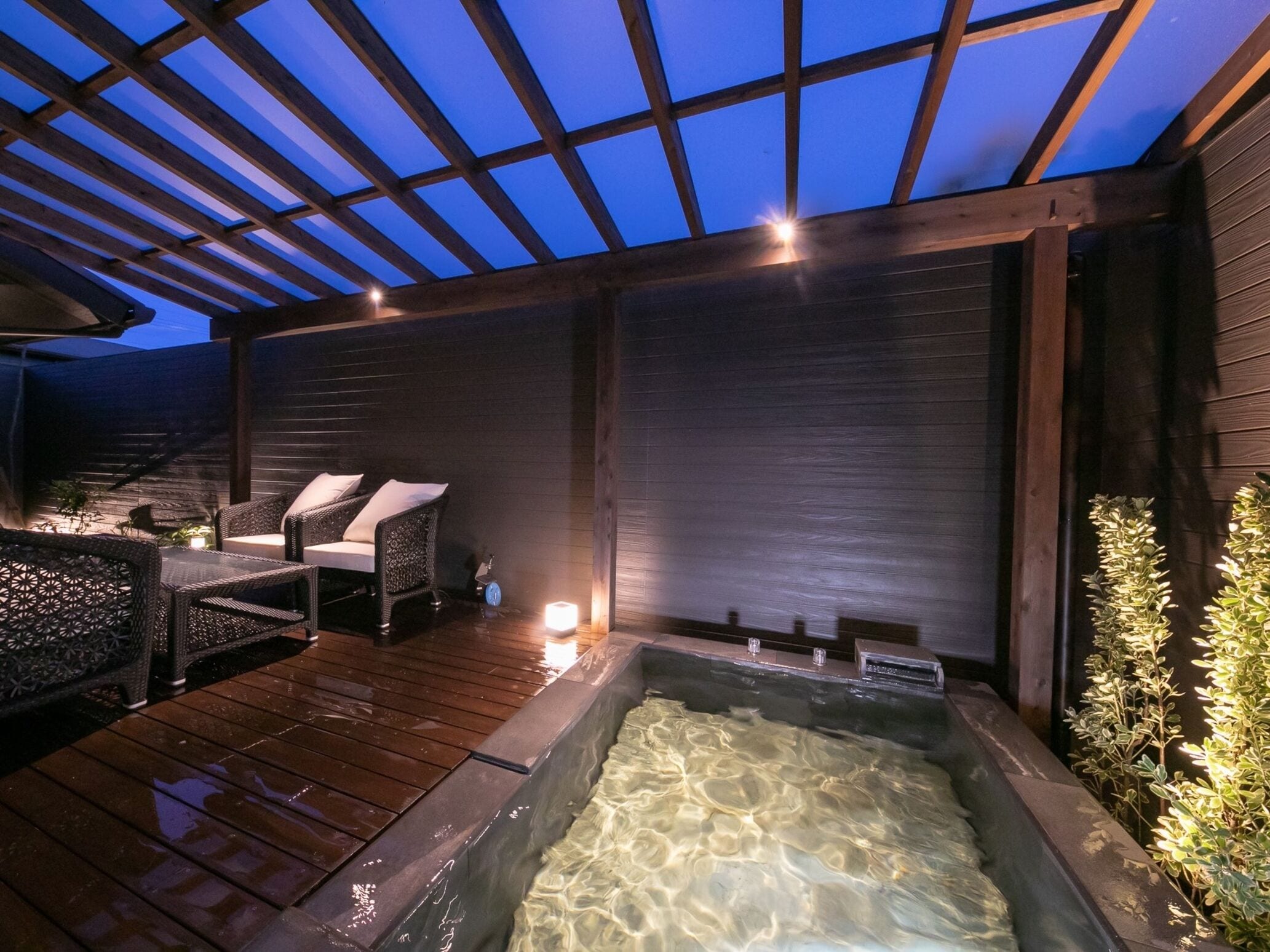 Bain à remous extérieur