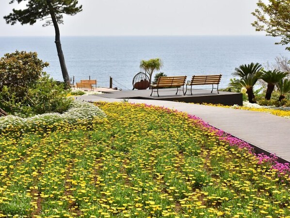 Property grounds - Ito Onsen Itoen Hotel Annex (Ito)