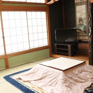 Interior - Log House Cottage Oze Tomeiso (Katashina)