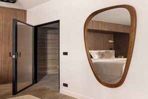 1 bedroom, desk, iron/ironing board, Internet - Luxury 2P studio - Monceau / Paris 8th (Paris)