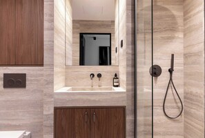 Shower, hair dryer, towels - Luxury 2P studio - Monceau / Paris 8th (Paris)