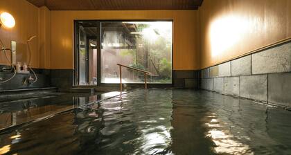 Ueki Onsen Takanoya