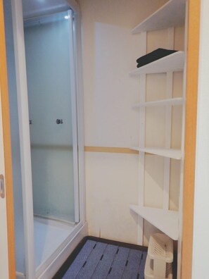 Interior - Sudomari & Umiasobi With DiO <amamioshima> (Setouchi)