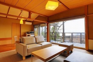 Living area - Regina Resort Izu Murin (Ito)