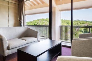 Living area - Nesta Resort Kobe (Miki)