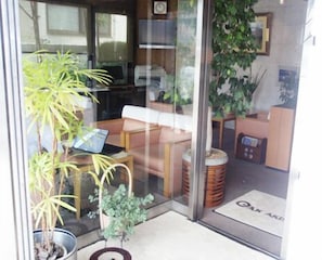 Exterior detail - Business Hotel Oak Akishima (Akishima)