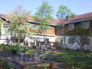 Outdoor dining - Hana To Herb To Gourmet no Yado Chourever (Tsumagoi)