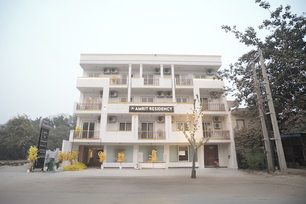 Exterior - Amrit Residency (Gurugram)