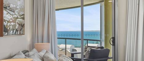 Iron/ironing board, travel cot, WiFi, bed sheets