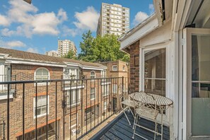 House, 3 Bedrooms, Smoking, Balcony | Balcony - Maida Vale Townhouse Parking (London)