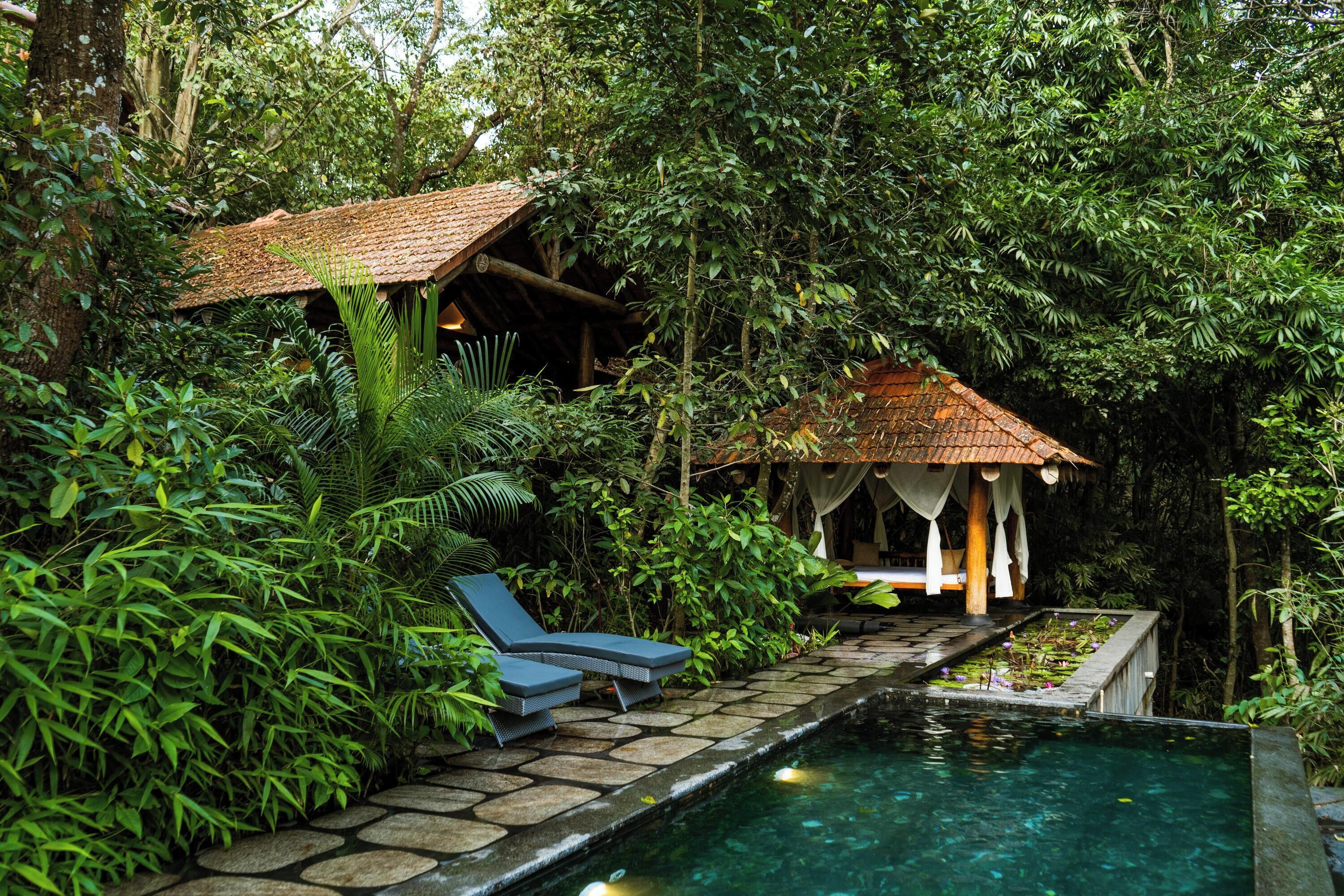 4 piscinas al aire libre