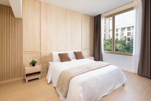 Villa, 4 Bedrooms, Smoking, Private Pool | 4 bedrooms - Spacious 4BR Muji Home With Loft & Pool in Ekkamai (Bangkok)