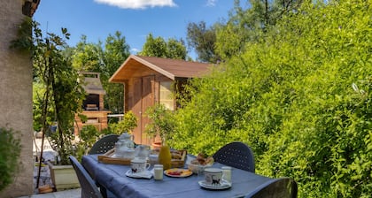 Villa Désirée Agde – Guest Room with Private Terrace and Garden