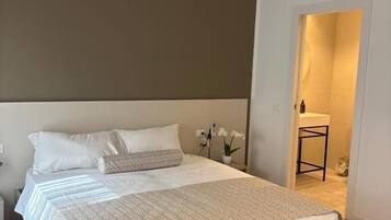 Deluxe-Doppelzimmer, Balkon, Stadtblick