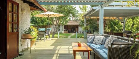 House, Garden View | Terrace/patio