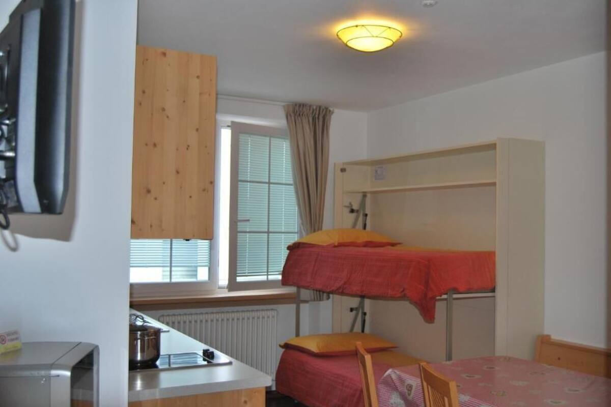 In-room safe, desk, laptop workspace, free WiFi