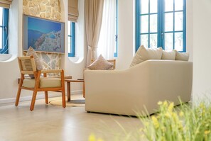 Living area - Luxury 4 bedroom Casa Santori (Phan Thiet)