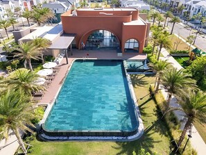 4 outdoor pools - Luxury 4 bedroom Casa Santori (Phan Thiet)