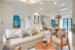 Living area - Luxury 4 bedroom Casa Santori (Phan Thiet)