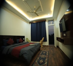 Free WiFi - The Jungle Hut (Dharamshala)