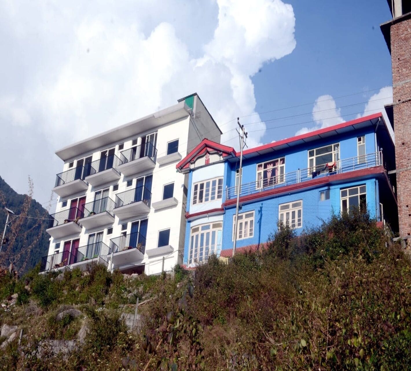 Mặt tiền nơi lưu trú