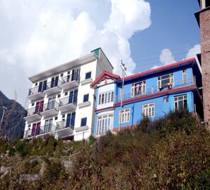 Bagian depan properti