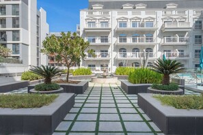 Property grounds - Free housekeeping visits during your stay - StayShort - Studio in Arjan Sleeps 4 with Amenities (Arjan)