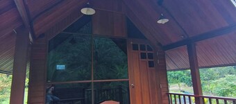 Charming Ao Luek Tai Retreat With Breathtaking Views