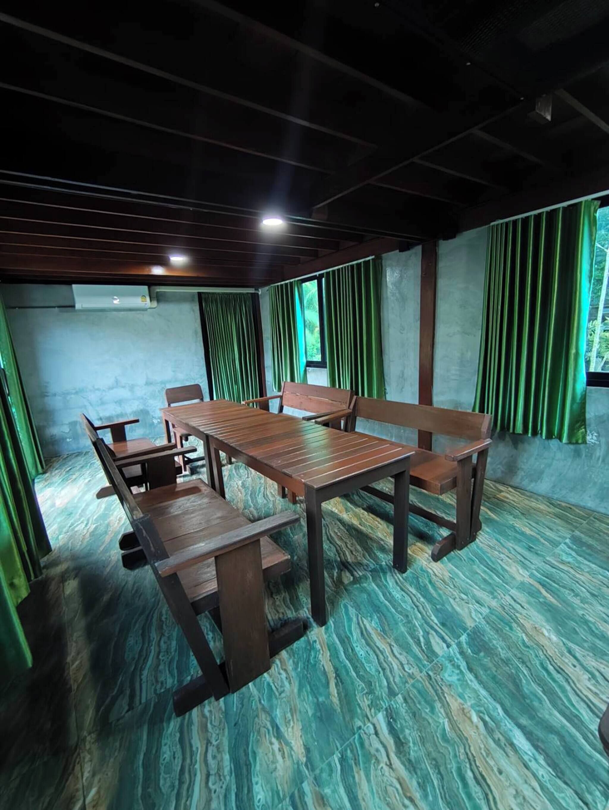 บ้านพัก, 1 ห้องนอน, สูบบุหรี่ได้ | ร้านอาหาร