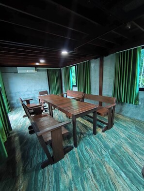 House, 1 Bedroom, Smoking | Dining