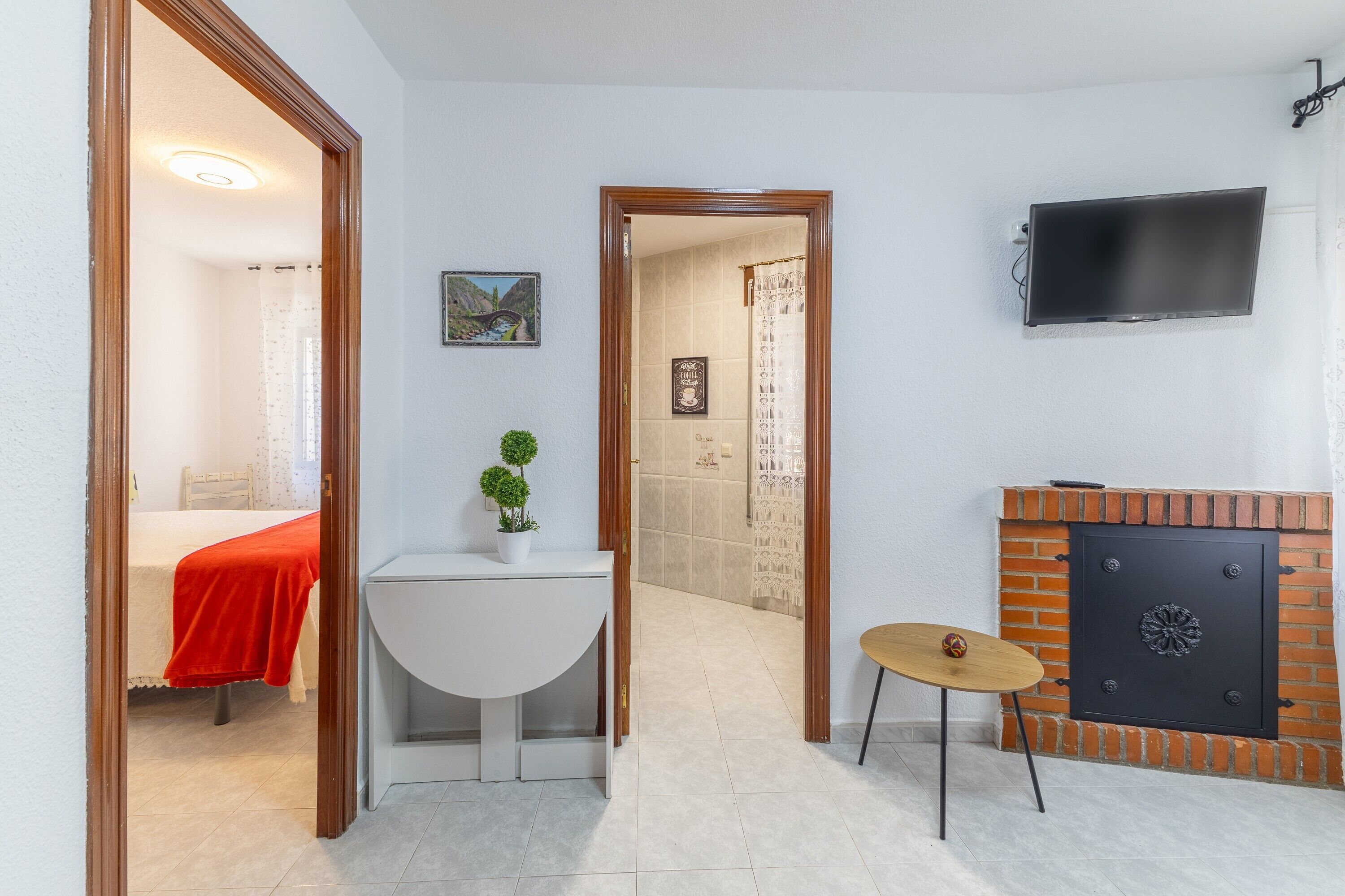 アイロン / アイロン台、WiFi、ベッドシーツ