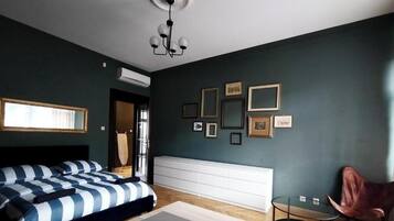 Classic Double Room, 1 Double Bed | Desk, laptop workspace, soundproofing, iron/ironing board