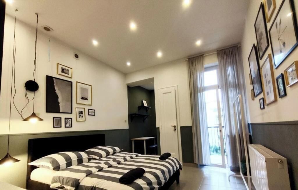 经典双人房, 1 张双人床 | 办公桌、笔记本电脑工作区、熨斗/熨衣板、免费 WiFi