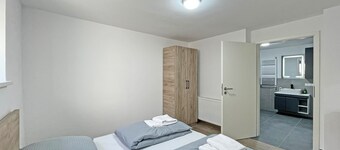 Apartment 'Ferienwohnung 2' with Shared Garden and Wi-Fi