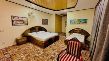 Sistema de insonorización, tabla de planchar con plancha y wifi gratis 