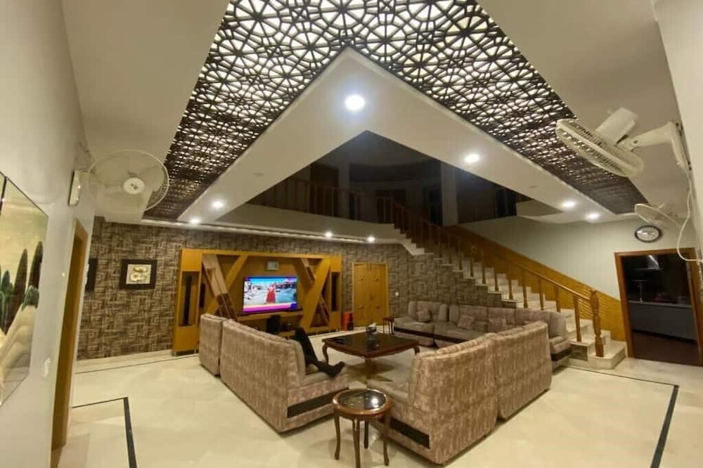 The Highland Club Balakot