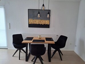 تناول الطعام