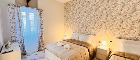 Desk, free WiFi, bed sheets