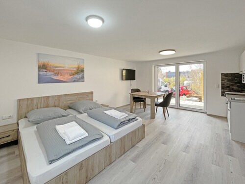 Apartment '3' with Shared Garden, Balcony and Wi-Fi