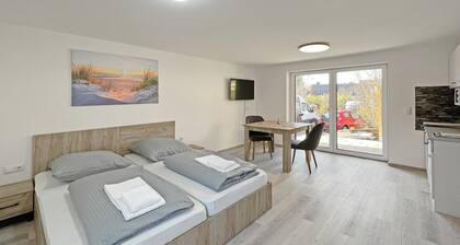 Apartment '3' with Shared Garden, Balcony and Wi-Fi