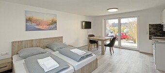 Apartment '3' with Shared Garden, Balcony and Wi-Fi
