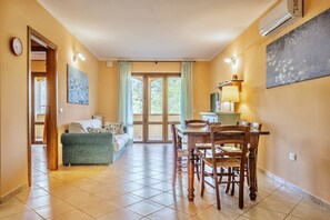 TV - Sorano Three-room apartment 3 (Sorano)