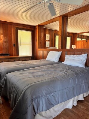 1 bedroom, Internet - The 1926 Shorehouse: Oceanfront Escape with Vintage Soul (St. Augustine Beach)