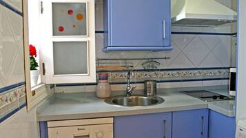 Fridge, microwave, dishwasher, toaster