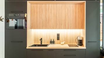 Frigorifero, microonde, forno, tostapane