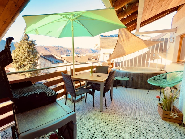 Bañera de hidromasaje exterior