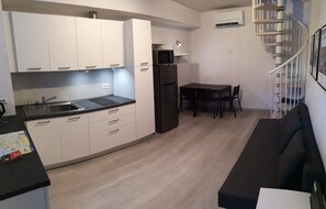 TV - Old Bakery Loft (Arona)