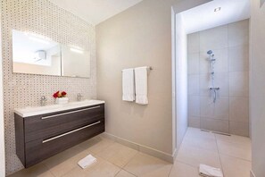 Towels - Luxury apartment with panoramic sea views - Coral Estate (Sint Willibrordus)
