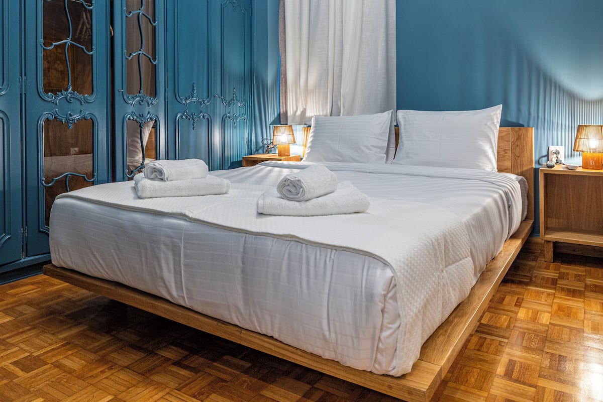 Standard Double Room | In-room safe, blackout curtains, soundproofing, iron/ironing board