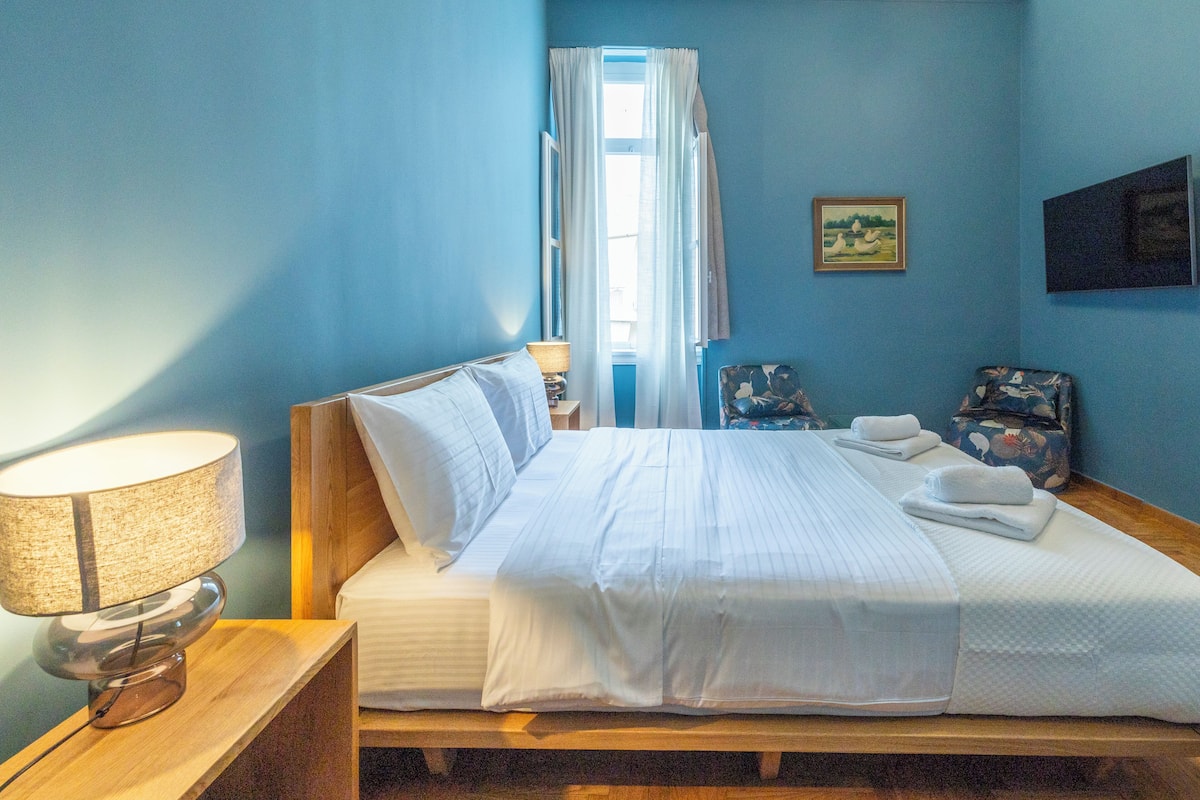 Superior Room | In-room safe, blackout curtains, soundproofing, iron/ironing board